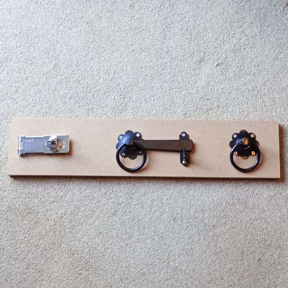 Locks and door furniture 