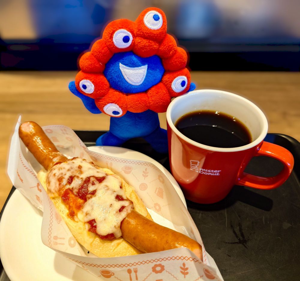 ミャクミャク様とミスタードーナツ