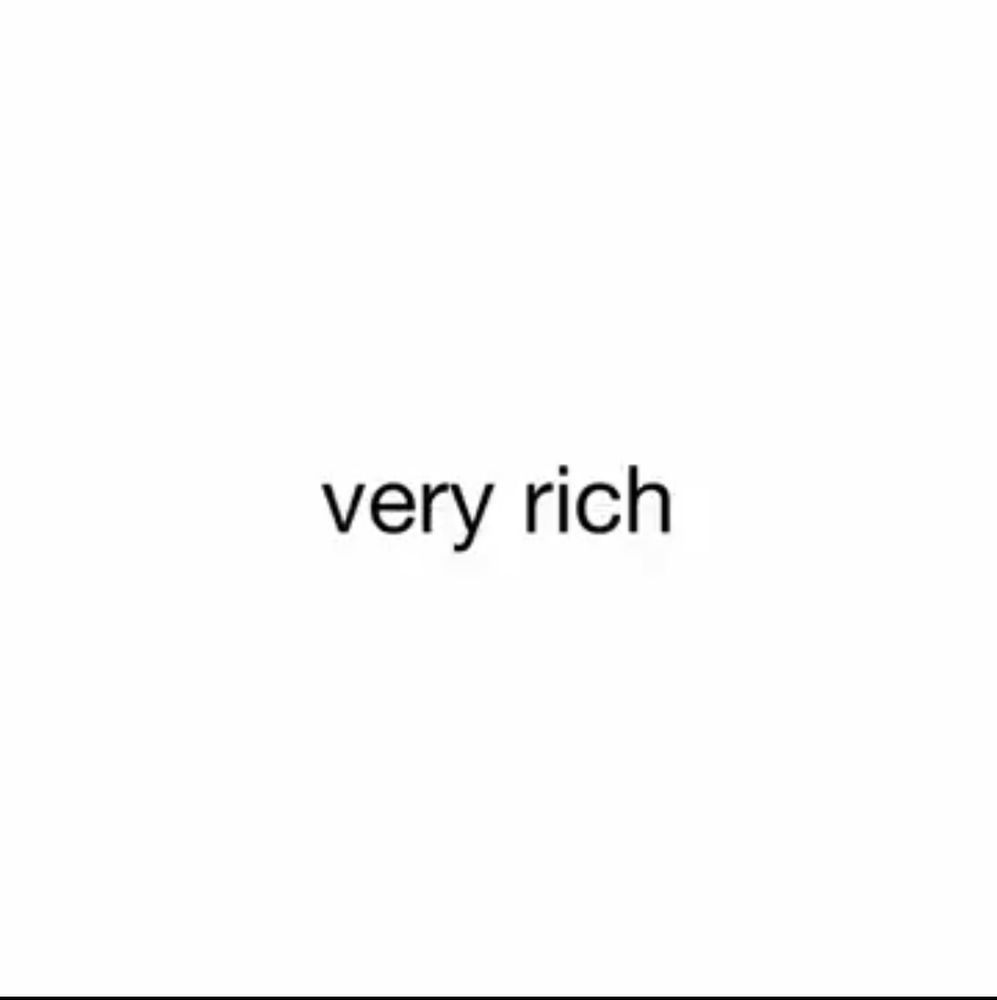 A white square that says “very rich” in the middle
