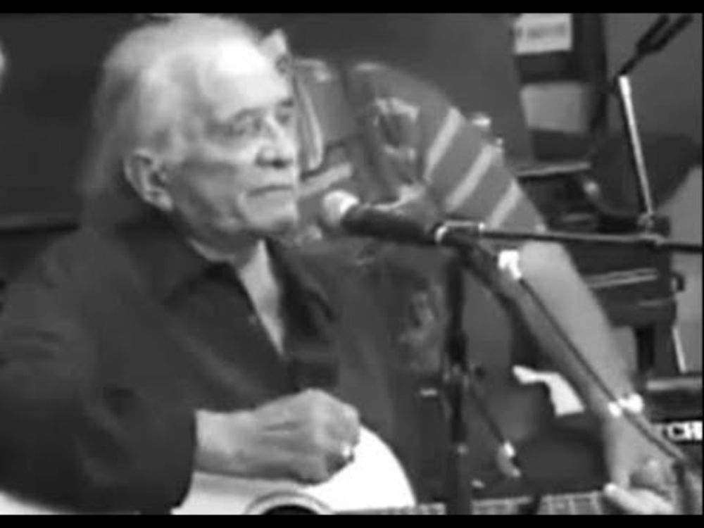 JOHNNY CASH - Final Live Performance July 5, 2003.
