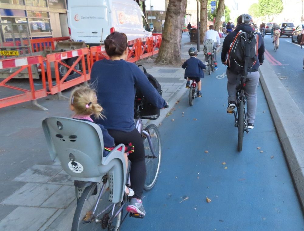 A family cycles on CS2 