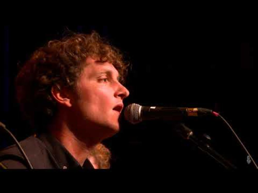 Sam Amidon - Weeping Mary (Live on eTown)