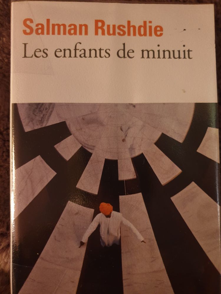 Couverture Folio des Enfants de Minuit.