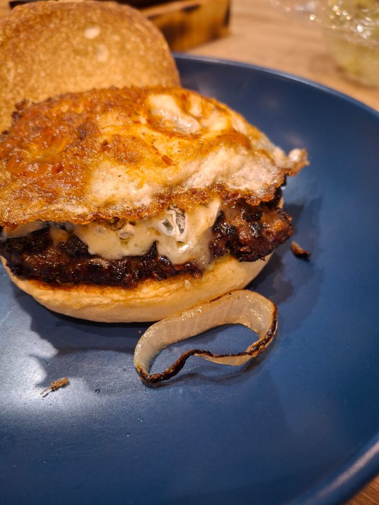 Blue Bowl Aussie style burger 