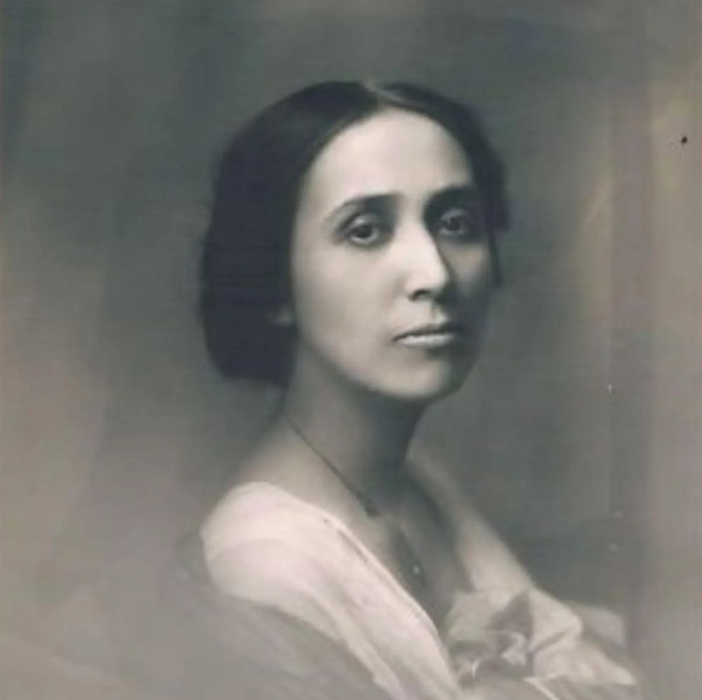 A portrait of Laura Cornelius Kellogg-an Oneida activist, author, orator and policy reformer, and she was one of the founding members of the Society of American Indians (SAI) in 1911. Information in text above from: Katrina Phillips, assistant professor of history at Macalester College and an enrolled member of the Red Cliff Band of Lake Superior Ojibwe.