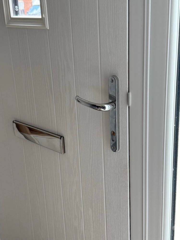 Photo of my front door showing newly fitted door handle 