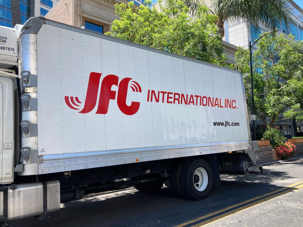 A picture of a semi truck. The side of it says “JFC INTERNATIONAL”

I assume that’s the name of the shipping company but I like to imagine it says “JESUS FUCKING CHRIST INTERNATIONAL”