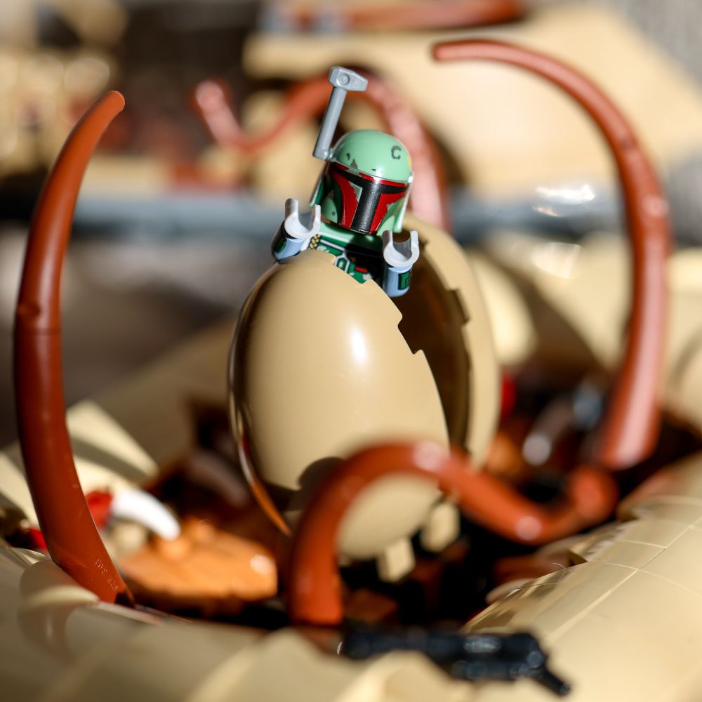 LEGO minifig Boba Fett in the Sarlacc Pit