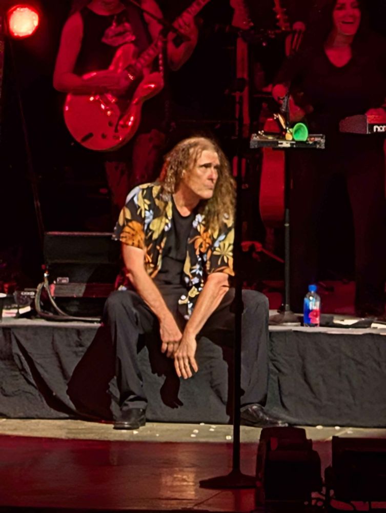 Weird Al trying to survive the Alabama heat + stage lighting. 