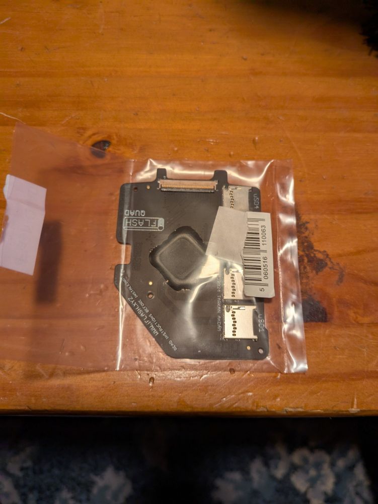 A photo of an iflash quad still in its bag