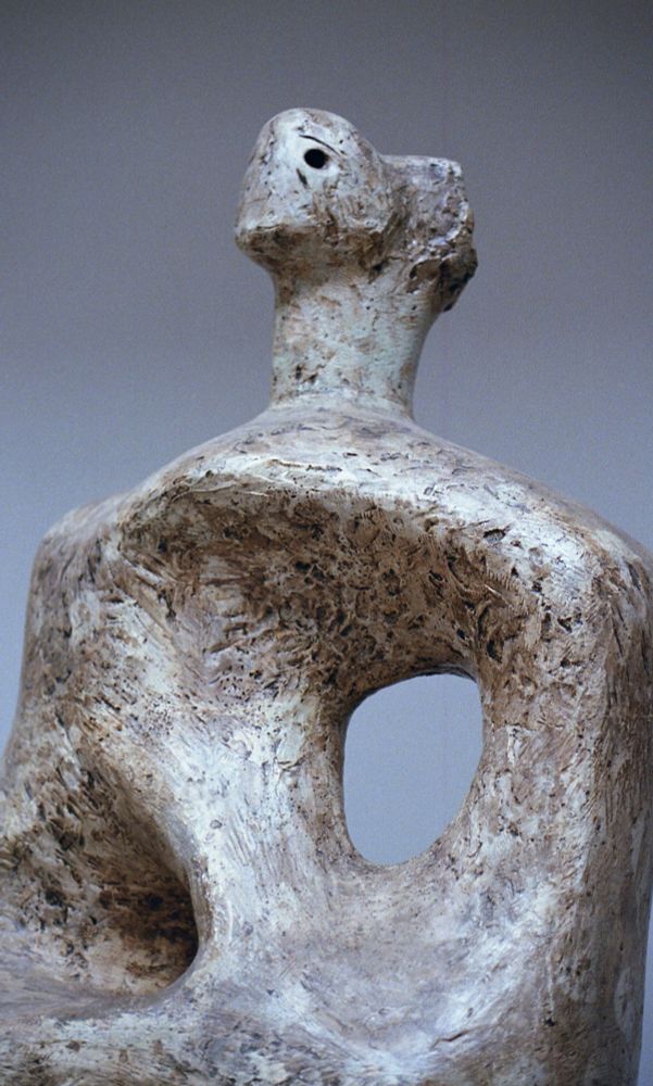 a close up of a Henry Moore plaster statue