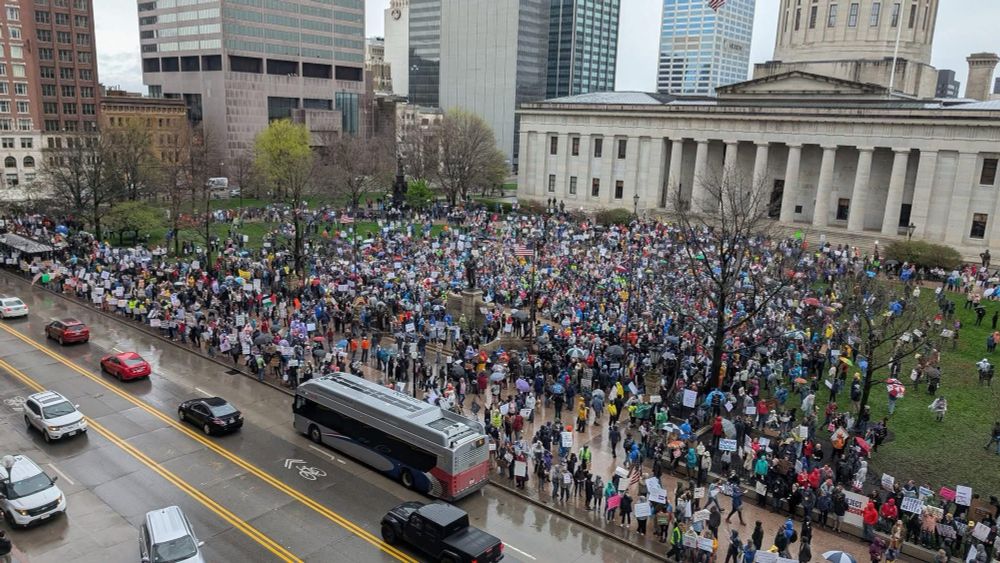 Thousands show up in Columbus at the State House 