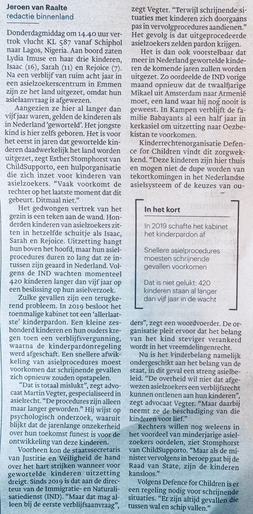 Artikel in dagblad trouw over de gedwongen uitzetting van het gezin Imuse naar Nigeria: “Drie gewortelde kinderen uitgezet naar Nigeria”.