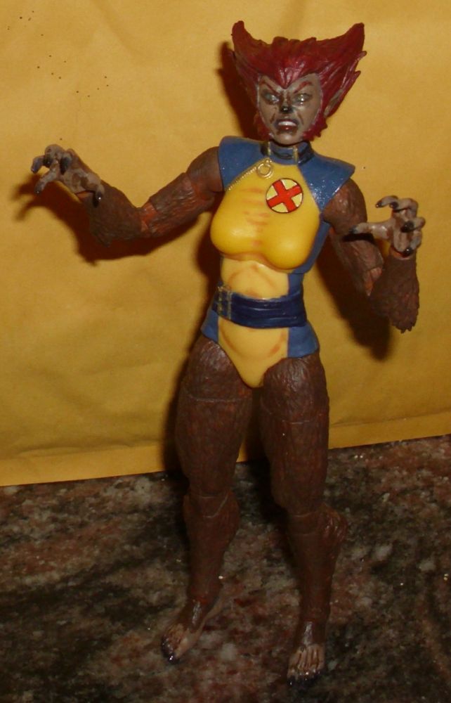 repainted Marvel Legends Wolfsbane 