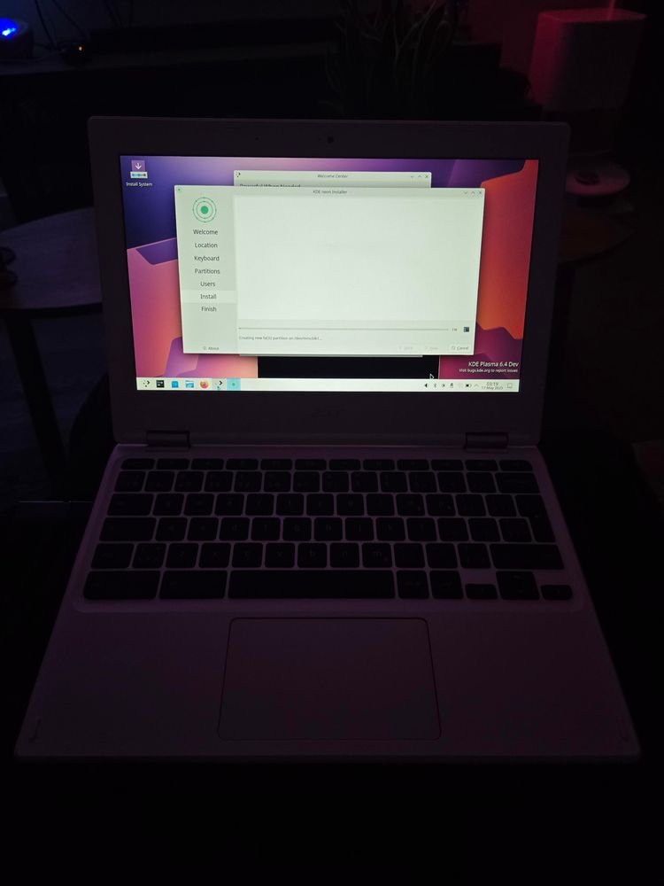 The Chromebook running KDE Neon