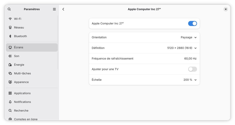 GNOME settings showing a 5k Apple Studio display output