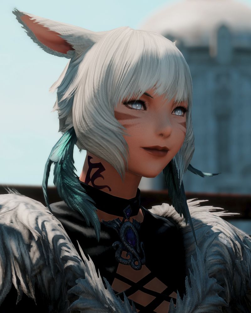 Screenshot of Y'shtola Rhul from the MMORPG Final Fantasy XIV. 
