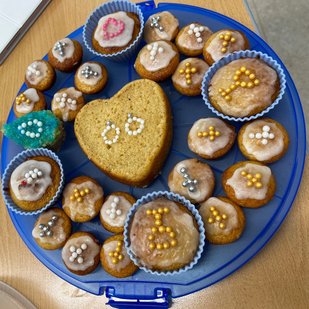 Muffins mit Symbolen zu den Sakramenten