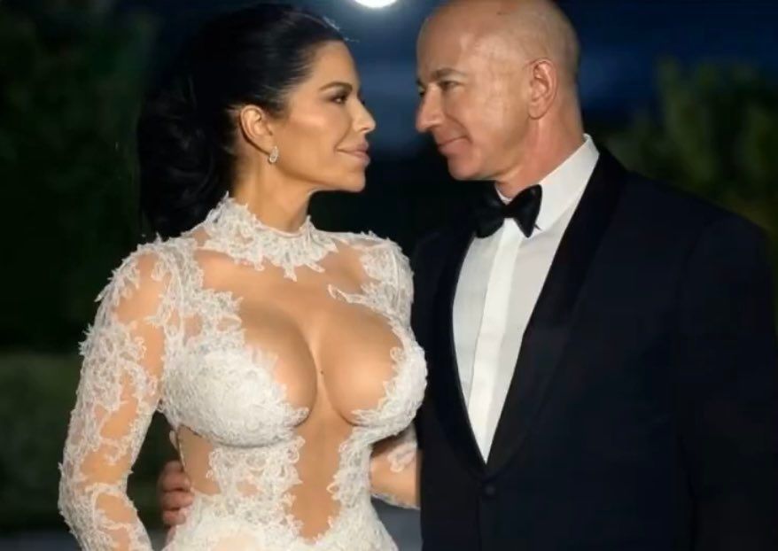 Lauren Sanchez and Jeff Bezos gaze longingly into each other's empty souls