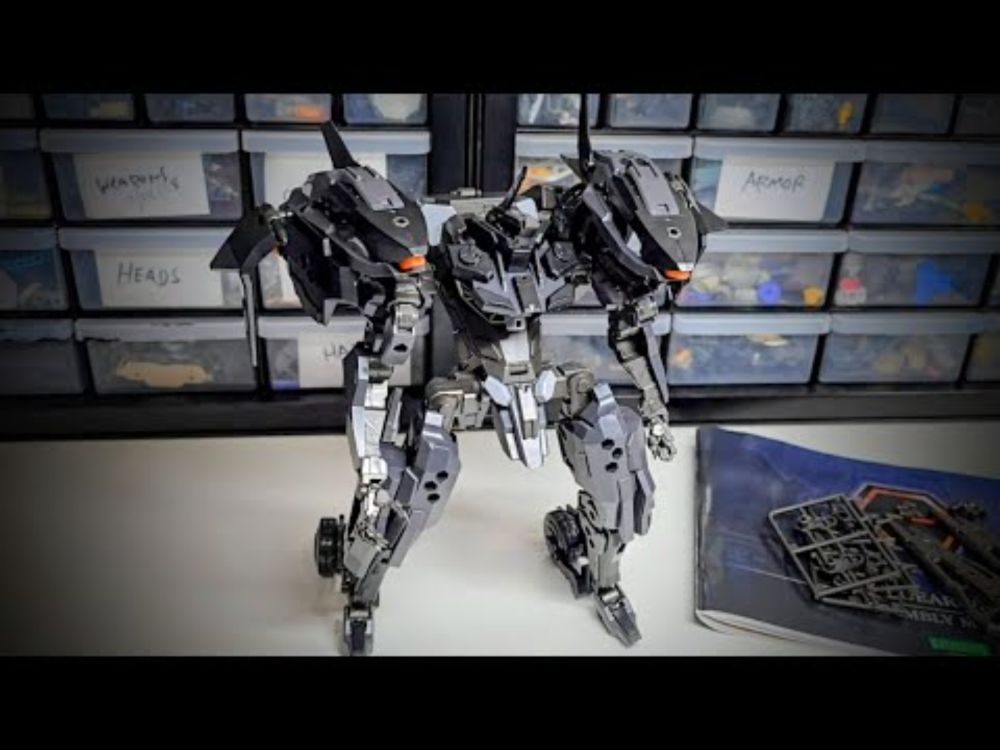 1/24 Hexa Gear Veloce - VERY interesting, VERY finnicky transformation