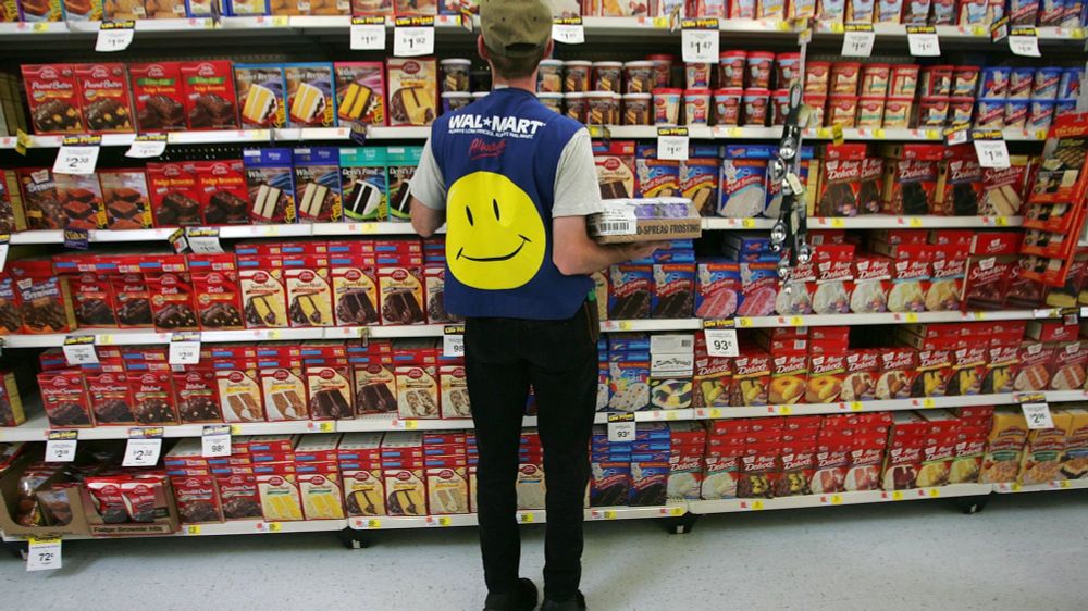 As electronic labels roll out in grocery stores across the U.S., consumers and lawmakers fear they could lead to surge pricing.