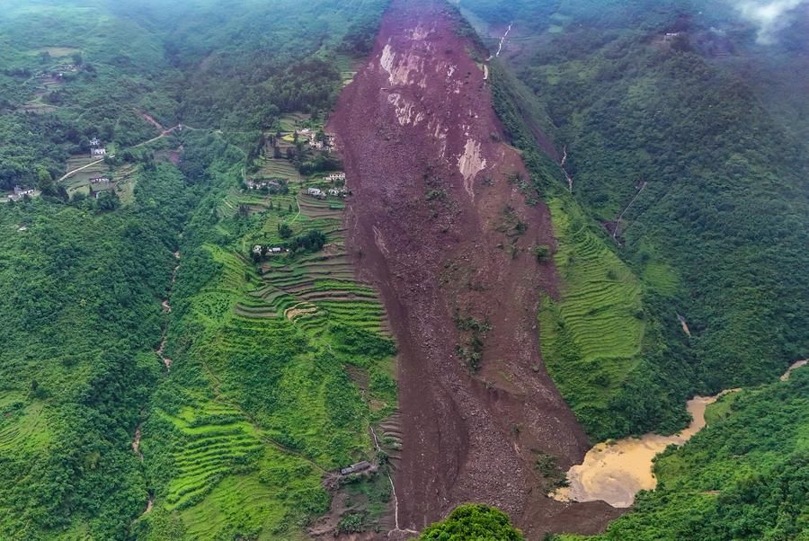 A drone photo taken on May 22, 2025 shows the site where the Qingyang landslide occured in Dafang County, southwest China's Guizhou Province. Image by Xinhua.
