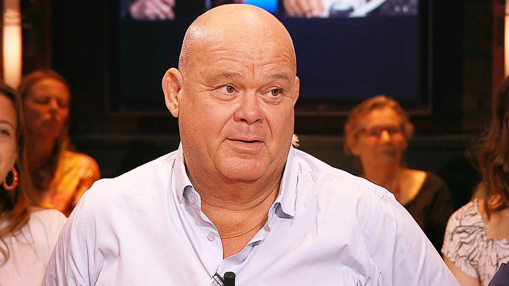 Na massale kritiek op cabaretshow: Paul de Leeuw reageert op tv