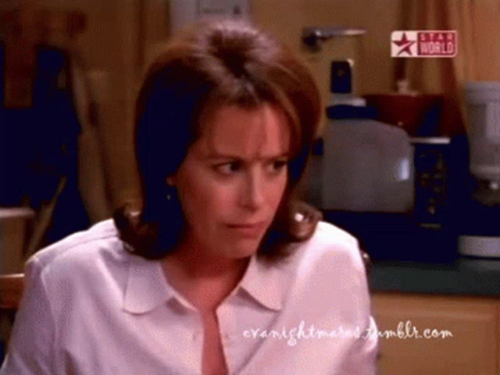 Malcolm In The Middle Lois GIF