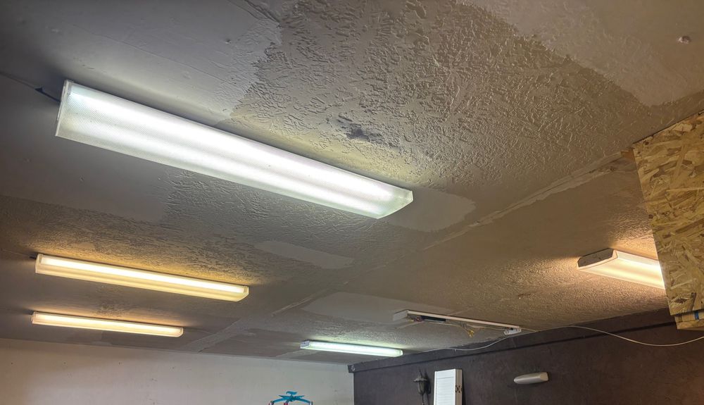 Before. 5 working light fixtures and 1 needing replacement.