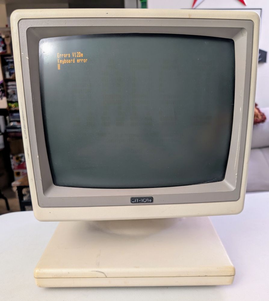 C.itoh CIT-101e terminal showing keyboard error.