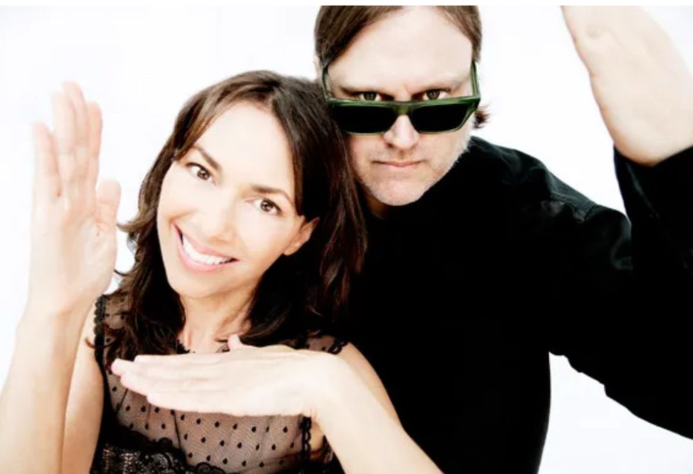 Susanna Hoffs and Matthew Sweet 