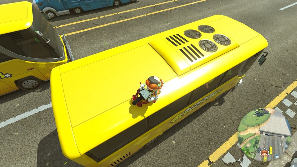 Rosalina Bus Tours bus from Mario Kart World, viewed from the top.