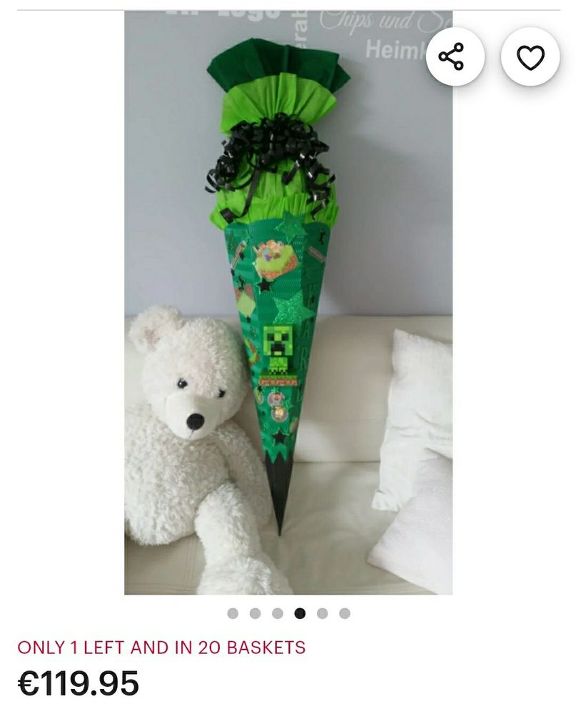 Eine Schultüte in Minecraft-Optik aus einem Online-Store. Der Preis beträgt 119,95€.