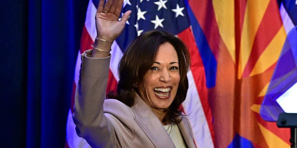 Kamala lives rent-free inside elderly golfer’s head