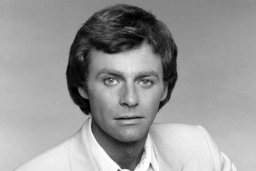 Tristan Rogers, the Australian soap opera star known for his long run playing Robert Scorpio on 'General Hospital,' has died from lung cancer at 79.
