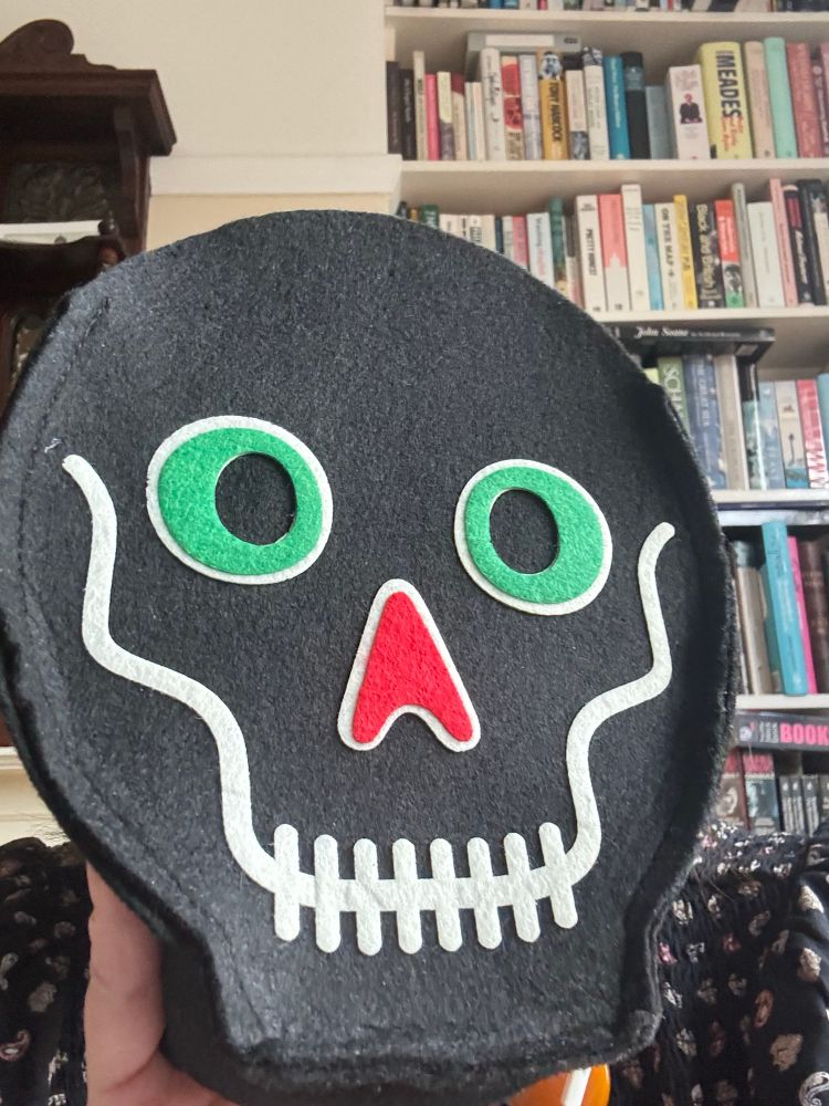 Me with a spooky skull head