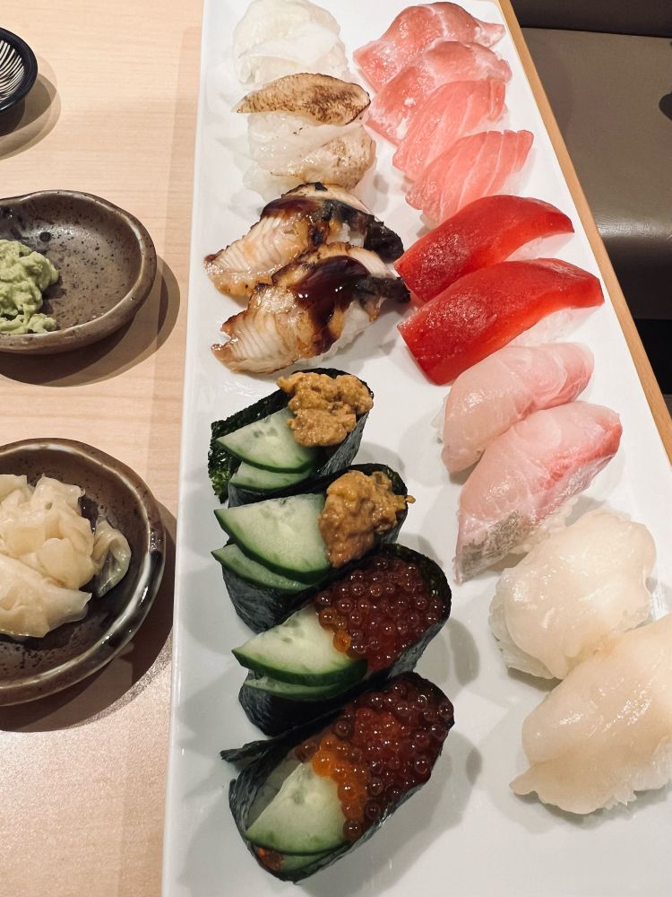 Sushi night 🍣🌉💃