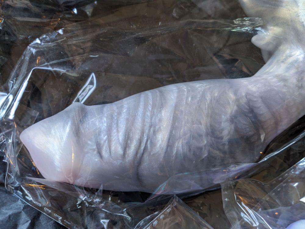 Close up of Jax model from Phoenix Fantasy showing off the pour's marbling and shimmer.