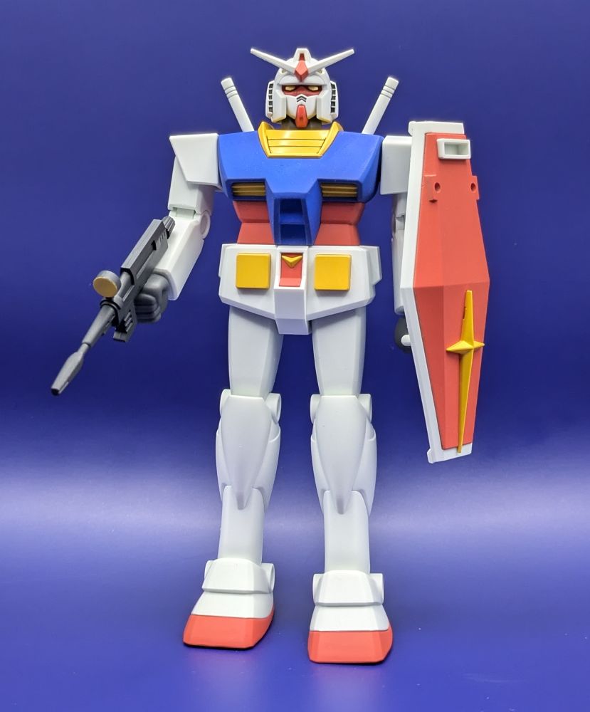 The Best Mecha Collection RX-78-2 Gundam 'Revival Ver.' gunpla model kit, fully painted in the regular colors