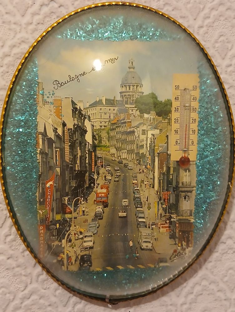 Souvenir picture of Boulogne. 