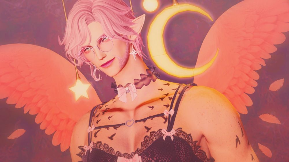 Alleaux, an elezen, wearing lots of lace and bows and smiling at the camera.
