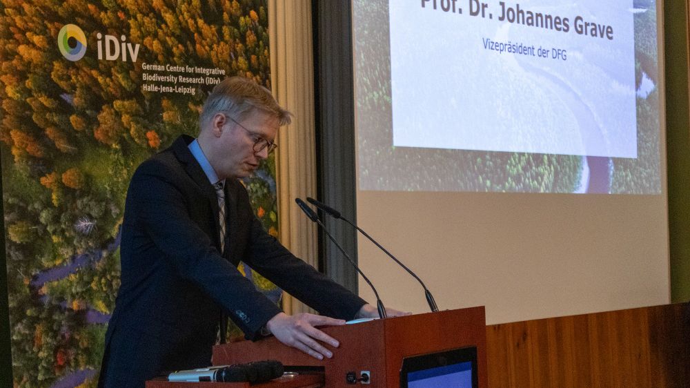 Johannes Grave spricht