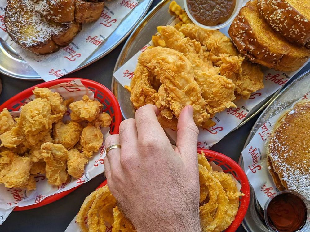 14 Best Fried Chicken Spots in Sydney | Man of Many