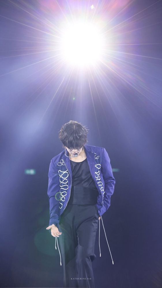 Taemin at all the K-pop in Macau. Cr: twt @katherine6v6