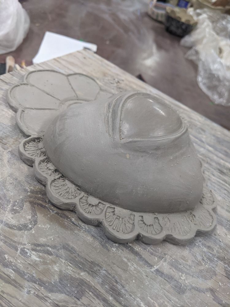 Side view and you can really see the roundness of that eyeball 