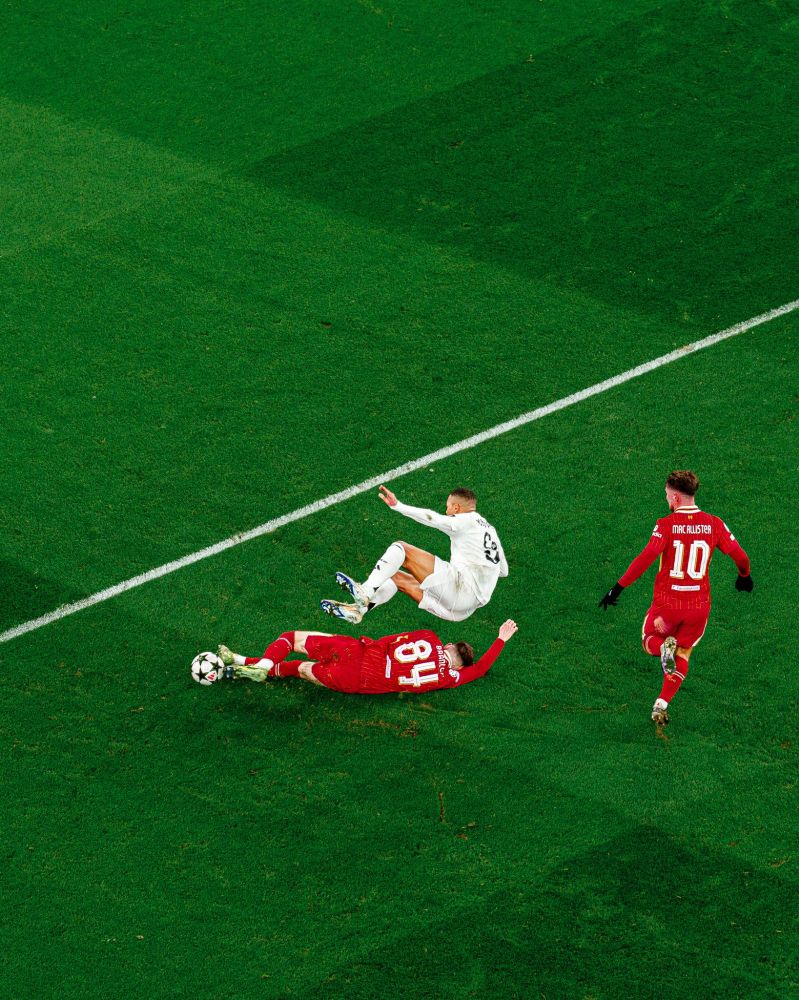 Conor Bradley absolutely owning Mbappe 