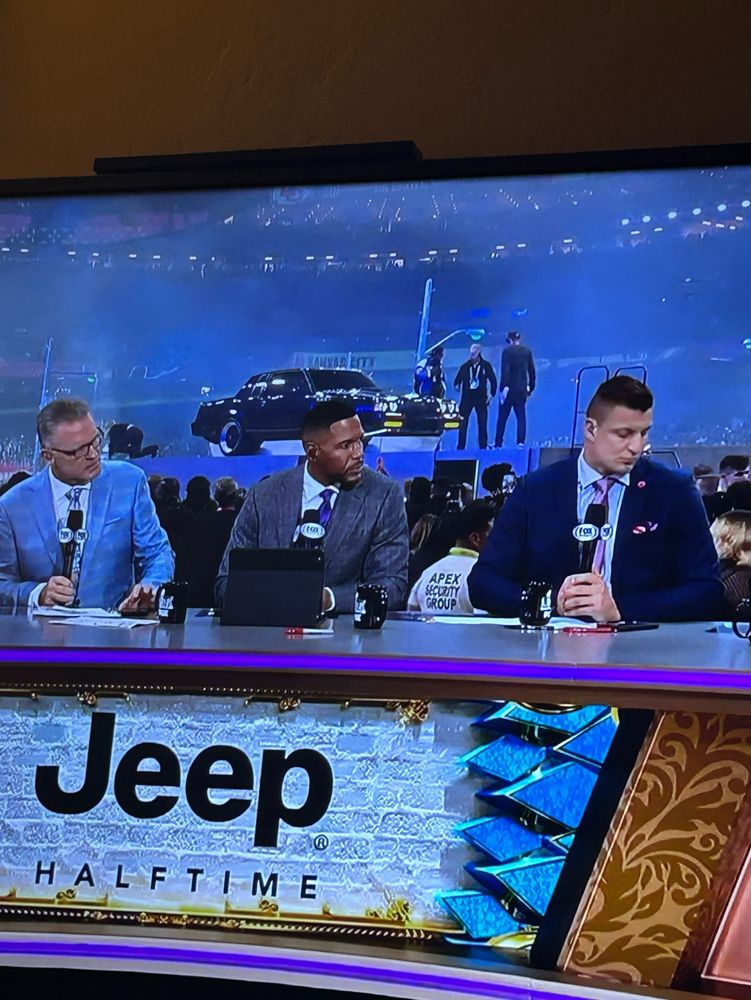 Half time analysis is overshadowed by the black grand national! 