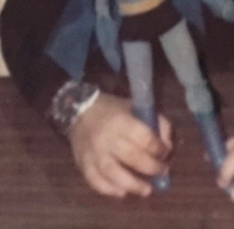 Closer shot of the kid’s watch 