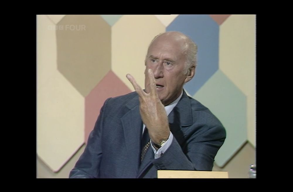 Patrick sticking up two fingers