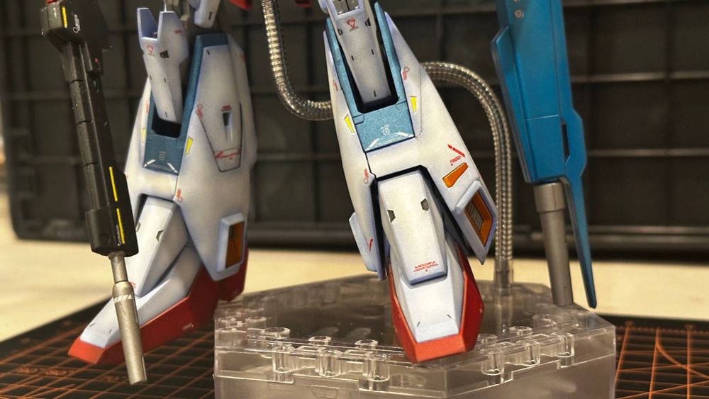 Up close shot of Zeta Gundam legs